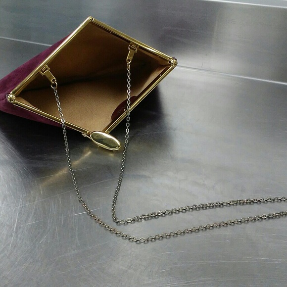 Clutch - Picture 1 of 5